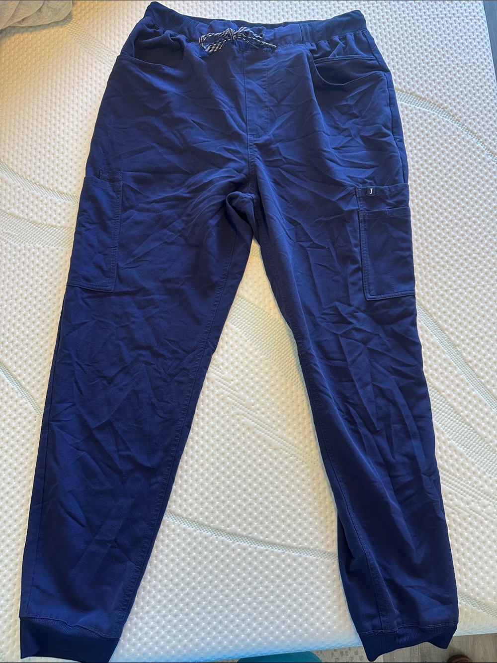 Men’s Jaanuu Navy Jogger Scrub Pants, Size Medium.